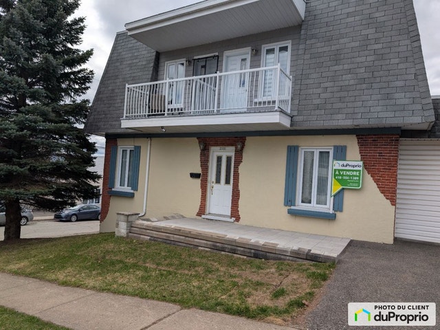 $689,000 - Triplex for sale in Beauport — photo 1