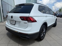 Humberview Volkswagen on the Queensway This Certified Pre-Owned 2022 Volkswagen Tiguan Comfortline 4... (image 6)