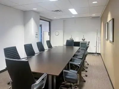 A fully serviced private office with 10 people, ready to use from day one. Work with focus and priva...