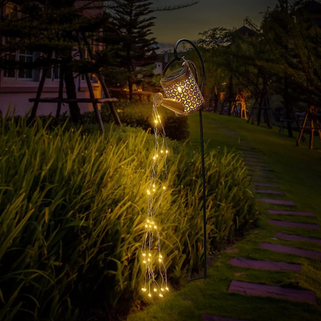 Watering Can Lights Waterfall Fairy   Lights Solar  Powered in Outdoor Lighting in City of Toronto - Image 3