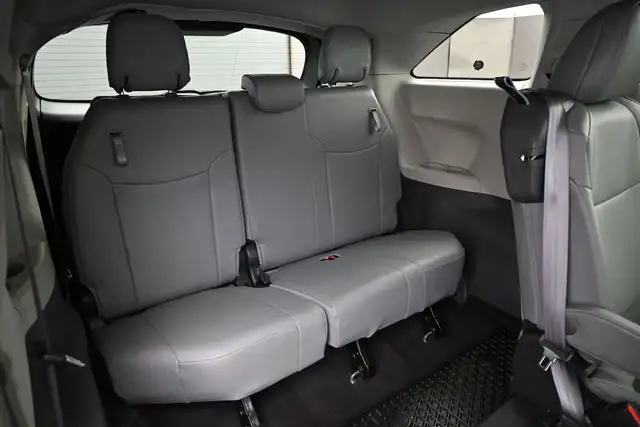 2024 Toyota Sienna XLE in Cars & Trucks in Dartmouth - Image 22