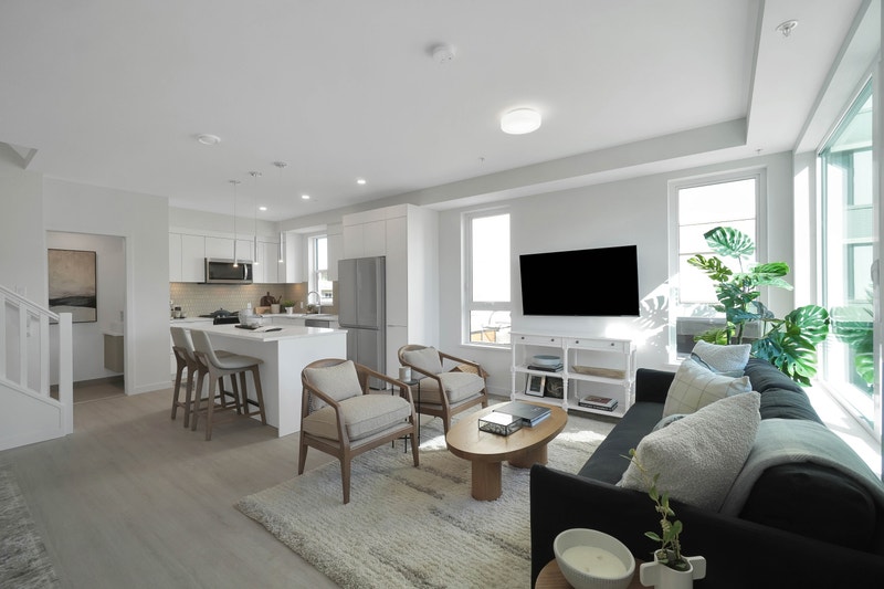 Spacious 2 Bedroom Townhomes in Downtown Victoria Long Term Rentals