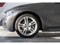 2018 BMW 3 Series 330i xDrive 2.0L 4-Cylinder TwinPower Turbo AWD 8-Speed Automatic Sport EXTERIOR -... (image 4)