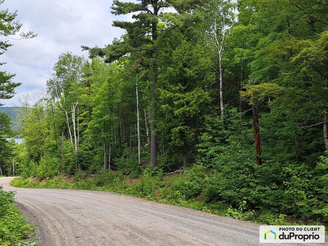 $105,000 - Residential Lot for sale in Chertsey — photo 1
