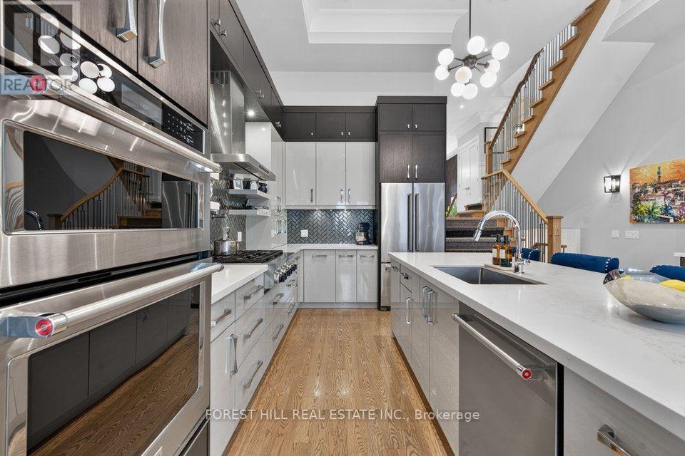 167A Aldercrest Road Toronto (Alderwood), Ontario, photo 15 of 40