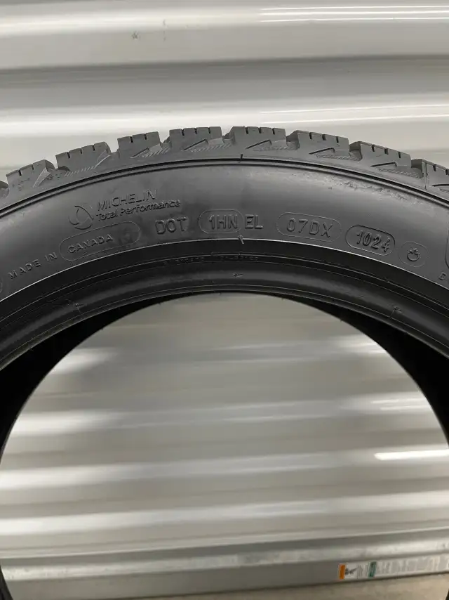 Pair2️⃣:  235/45R18 98H  XL MICHELIN X-Ice Snow. in Tires & Rims in Mississauga / Peel Region - Image 3