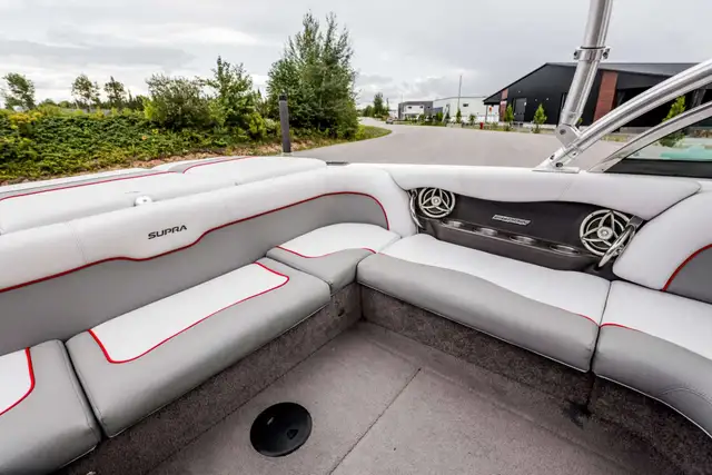 2011 Supra SUNSPORT 20V in Powerboats & Motorboats in Rimouski / Bas-St-Laurent - Image 18