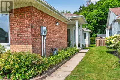 35 BILLINGHAM CRESCENT Ottawa, Ontario, View more