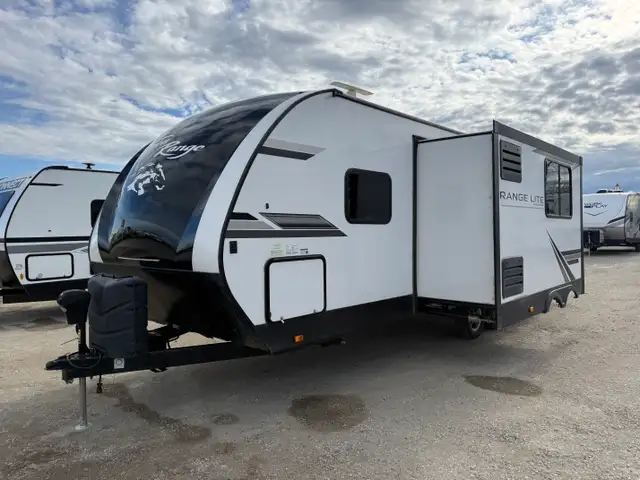2021 HIGHLAND RIDGE Open Range 241BH in Travel Trailers & Campers in St. Albert - Image 2