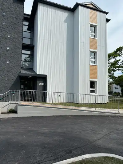 Unit 208 Available February 15th! Modern and comfortable unit featuring: Stainless steel fridge Effi...