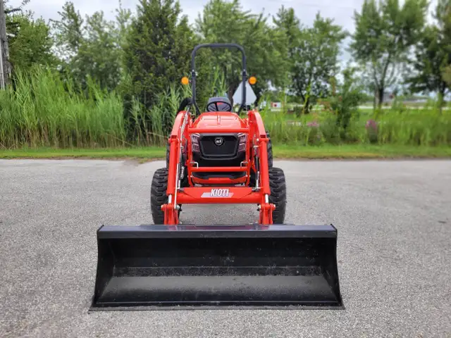 2025 CK2620 HST W/ROPS & LDR in Farming Equipment in Windsor Region - Image 5