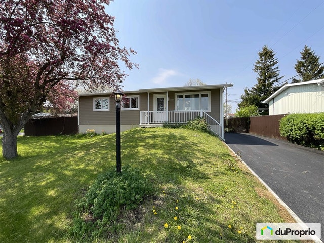 $619,000 - Bungalow for sale in Ste-Julie — photo 1
