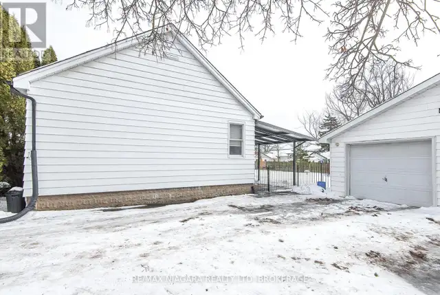 4270 CHIPPAWA PARKWAY Niagara Falls (Chippawa), Ontario in Houses for Sale in St. Catharines - Image 16