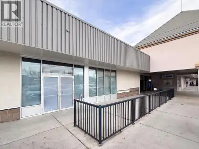 Rare flagship retail opportunity at The Mall at Piccadilly! Former Starbucks location featuring appr...