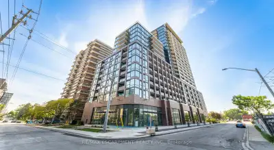 Price: $600,000 / $2,276/mo Discover the perfect blend of luxury and functionality in this stunning...