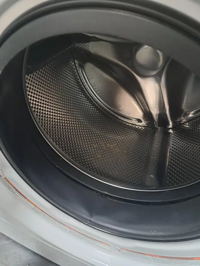 Coin operated. Washer and Dryer. in Washers & Dryers in City of Toronto - Image 4