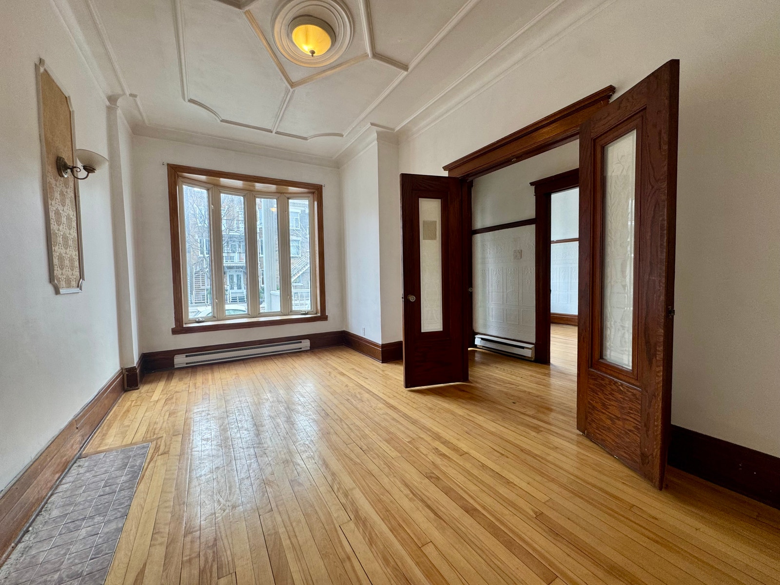 7481 Rue Saint-Denis — photo 3