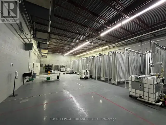 156 NEWBOLD COURT London South (South Z), Ontario in Commercial & Office Space for Rent in London - Image 7