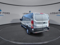 *Rear View Camera, Reverse Sensing System, Sync 4, Blind Spot Detection, HID Headlamps!* Smart desig... (image 5)