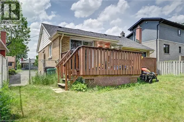 245 EIGHTH Avenue Kitchener, Ontario in Houses for Sale in Kitchener / Waterloo - Image 24