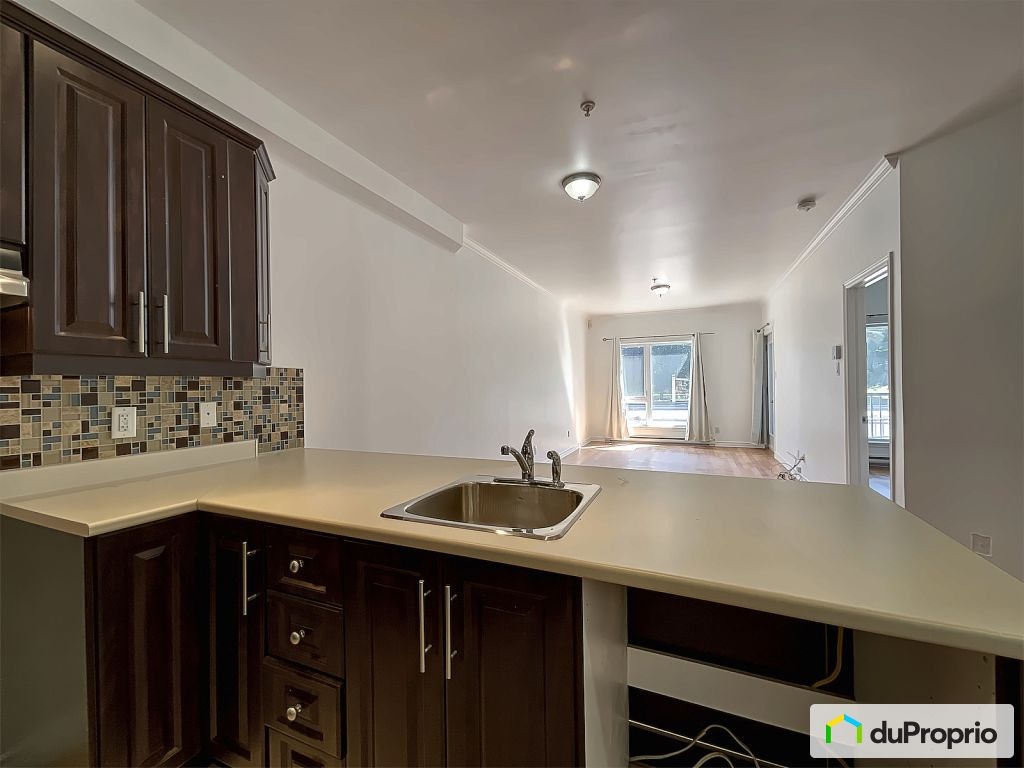 $357,500 - Condominium for sale in Ahuntsic / Cartierville — photo 2