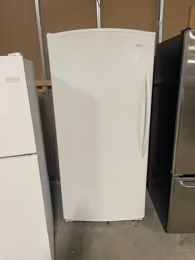 Réfrigérateur blanc légumier sans congélateur Danby, View more