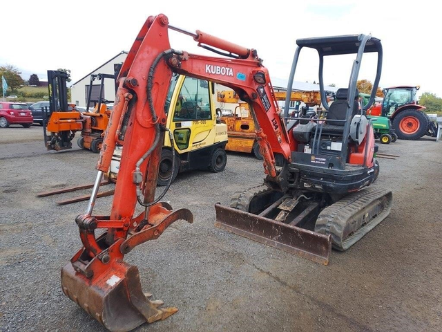 New & Used Excavators at Auction - Ends October 29th in Other in Trenton - Image 2