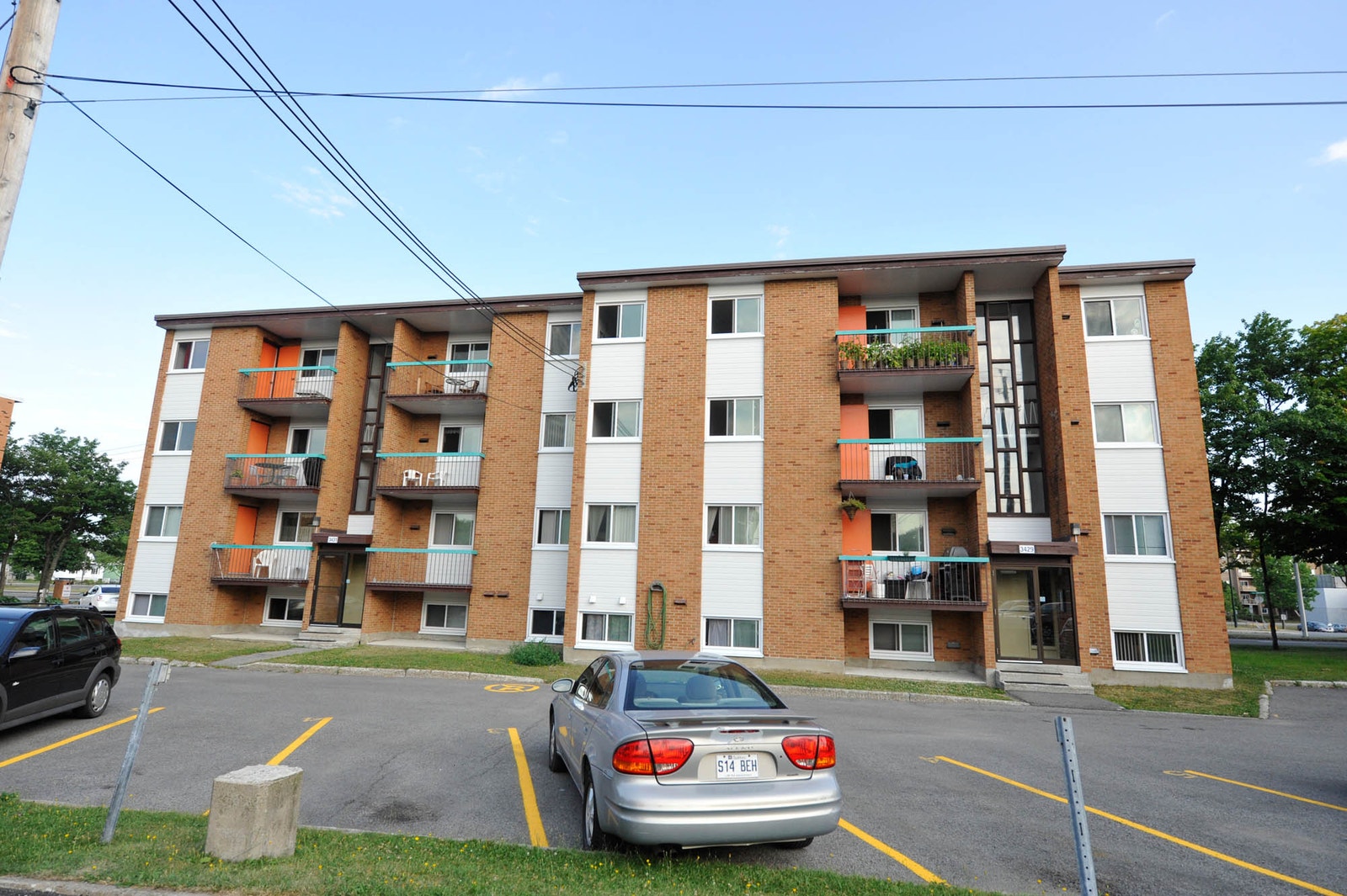 3425 à 3429 Quatre-Bourgeois — photo 2