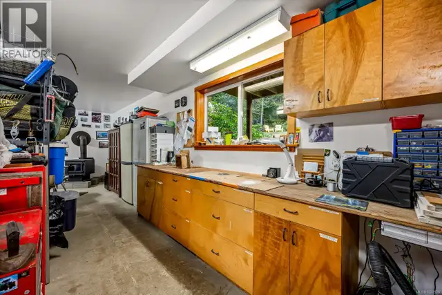 1590 Carrington Bay Rd Whaletown, British Columbia in Houses for Sale in Campbell River - Image 37