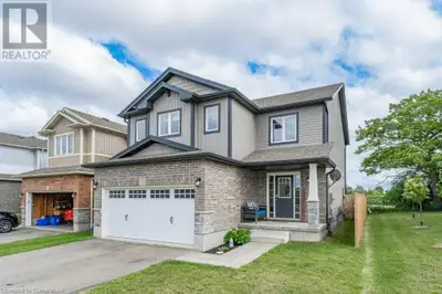 131 HARDCASTLE Drive Cambridge, Ontario