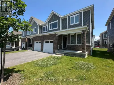327 CANADENSIS LANE Ottawa, Ontario
