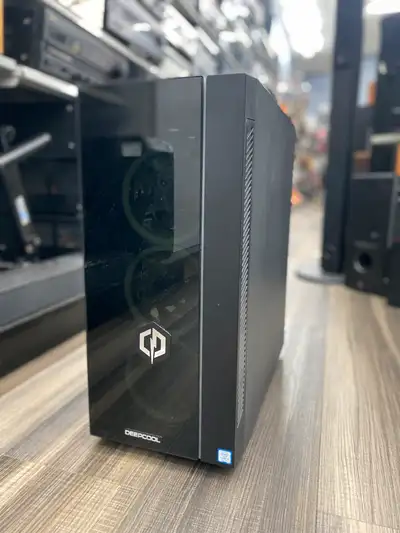 Custom Gaming PC (RX 580) *LED lights on cooling fans do not work, PC fully functional otherwise* It...