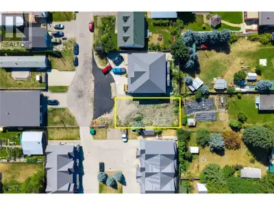 CENTRALLY LOCATED | MOUNTAIN VIEWS | SUNNY SETTING. Rare opportunity to own a conveniently located l...