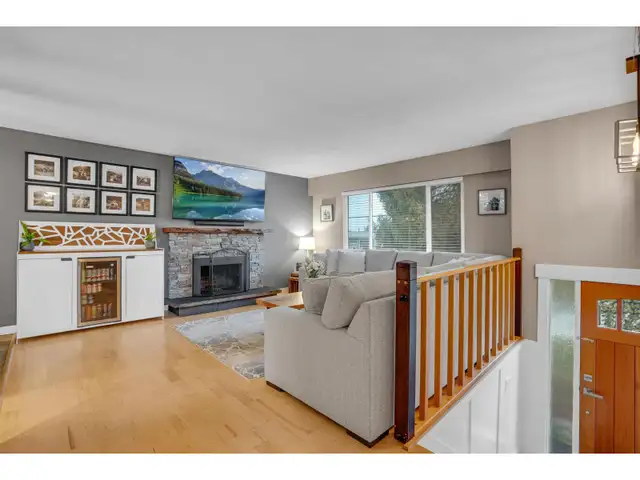 11472 85 AVENUE Delta, British Columbia in Houses for Sale in Richmond - Image 4