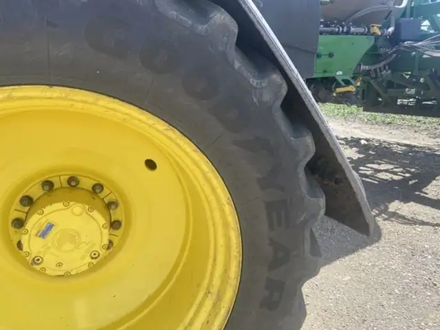 2023 John Deere 616R in Farming Equipment in Swift Current - Image 13