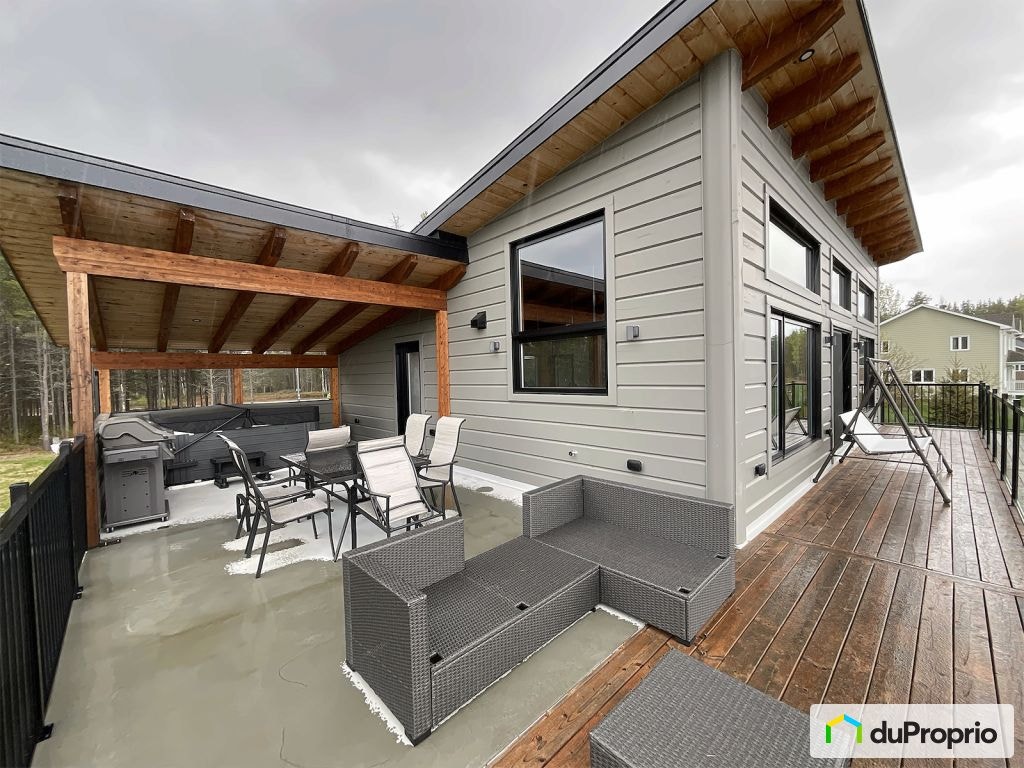 $649,999 - Cottage for sale in Dolbeau-Mistassini — photo 2