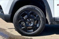 2.0 L 4 Cyl Engine Vehicle Options: Leather Interior, Panoramic Roof, Lane Control, Apple Or Android... (image 8)