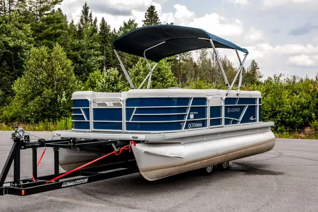 2023 Godfrey Sweetwater 2086 in Powerboats & Motorboats in Rimouski / Bas-St-Laurent - Image 3