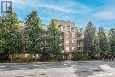 208 - 2511 BLOOR STREET W Toronto (High Park-Swansea), Ontario