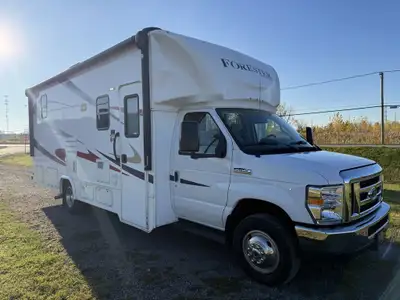 Motorisé en consignation payez une seule taxe Forest River Forester 2441DS 2020 génératrice, panneau...