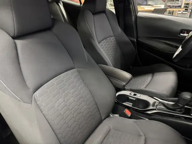2023 Toyota Corolla Hatchback CVT in Cars & Trucks in Longueuil / South Shore - Image 12