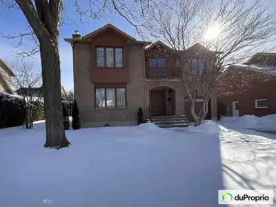 Située dans le secteur tranquille de Collectivité Nouvelle, avec accès direct aux pistes cyclables e...