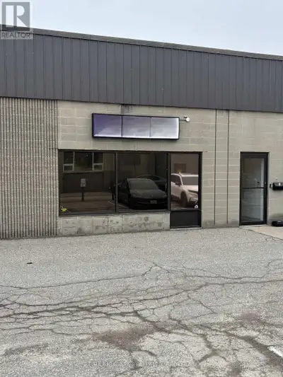 1,725 sq. ft. warehouse and office space available for lease on Hiscott Street in St. Catharines. Th...