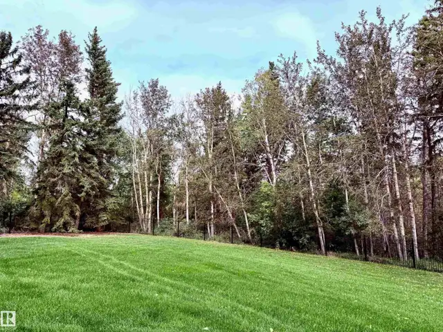 108 e Westbrook DR NW Edmonton, Alberta in Land for Sale in Edmonton - Image 5