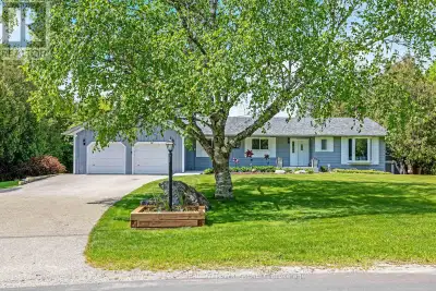 Country Living just 5 minutes north of Milton. Your family will love this well cared for 4+1 bed, 2....