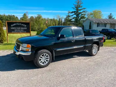 2003 GMC SIERRA K1500 - 5.3 auto with A/C - $9999. AS IS