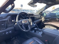 CLEAN CARFAX ONE OWNER, Heated and Cooled Front Seats, 360 Camera, TECH Package, SUNROOF, Live Strea... (image 2)