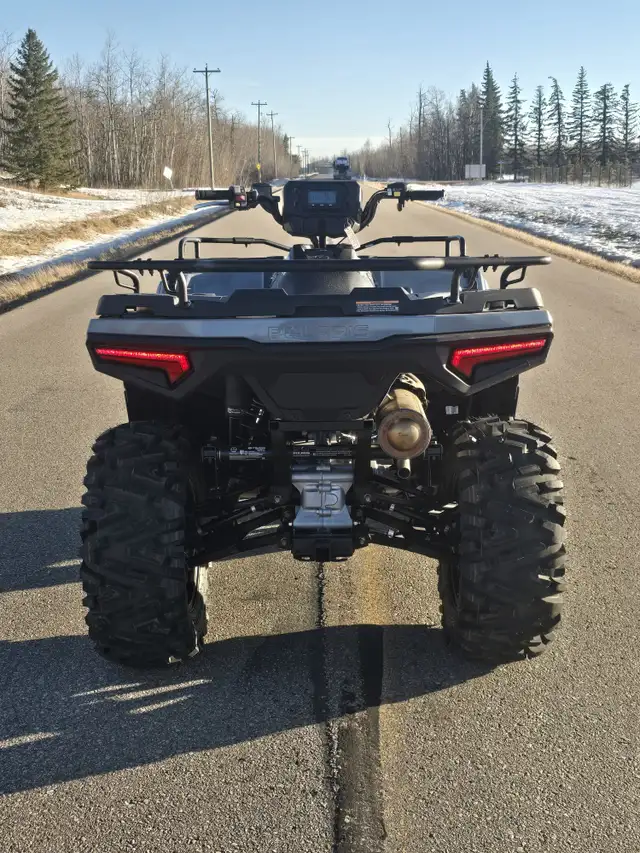  2025 POLARIS SPORTSMAN 570-WHITE! in ATVs in Thunder Bay - Image 3