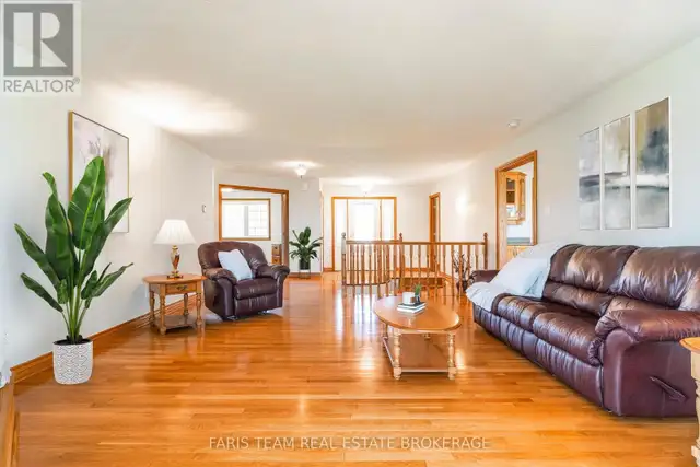 8485 HIGHWAY 93 Tiny, Ontario in Land for Sale in Barrie - Image 11