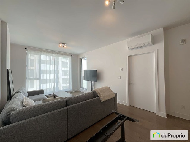 $479,900 - Condominium in Côte-des-Neiges / Notre-Dame-de-Grâce — photo 1